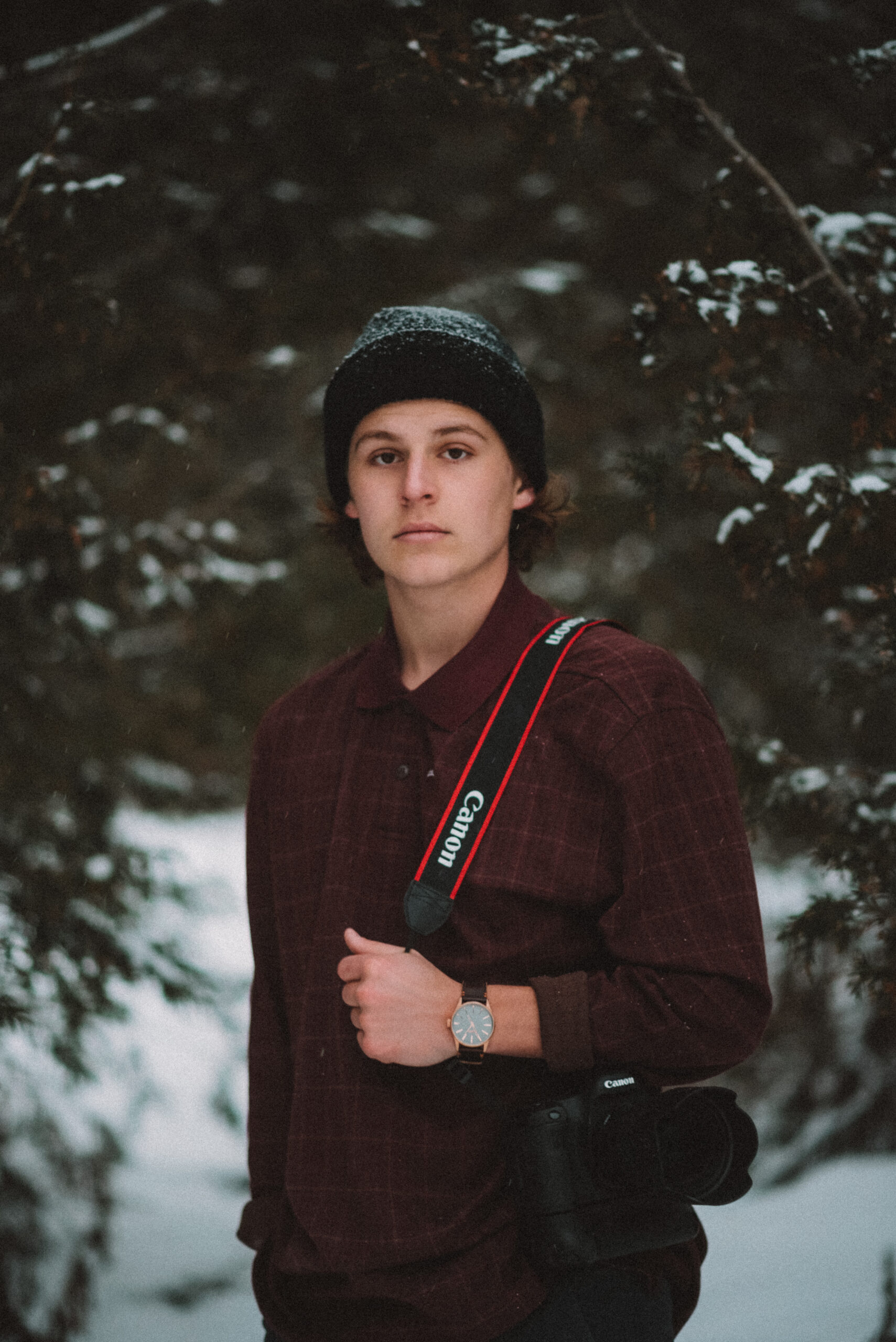 man photographer, winter snow